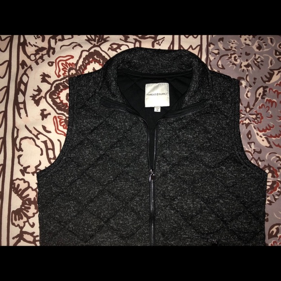 Vest - Picture 4 of 5